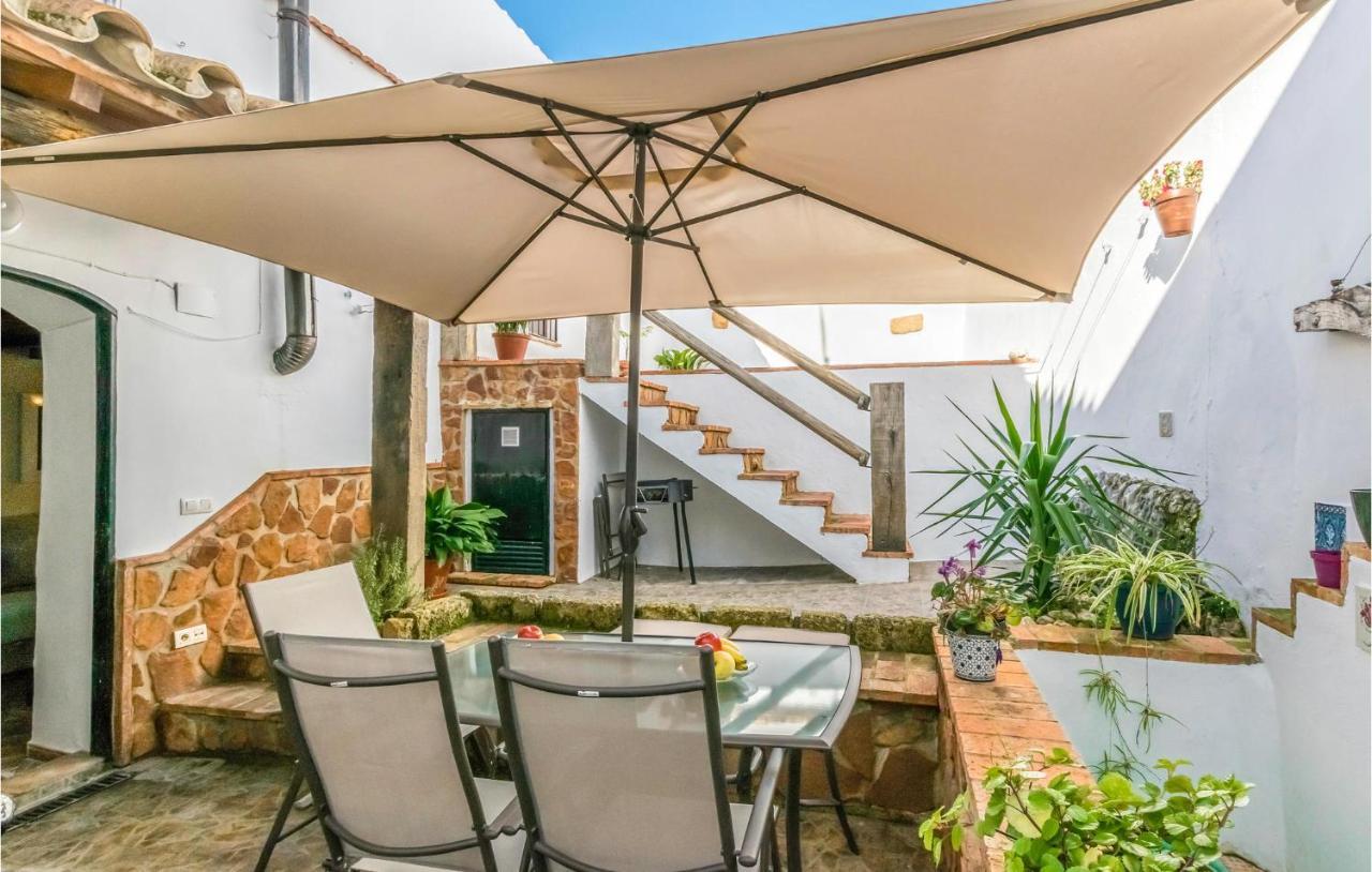 Pet Friendly Home In Hornachuelos With Kitchen Dış mekan fotoğraf