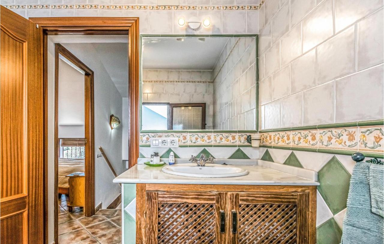 Pet Friendly Home In Hornachuelos With Kitchen Dış mekan fotoğraf