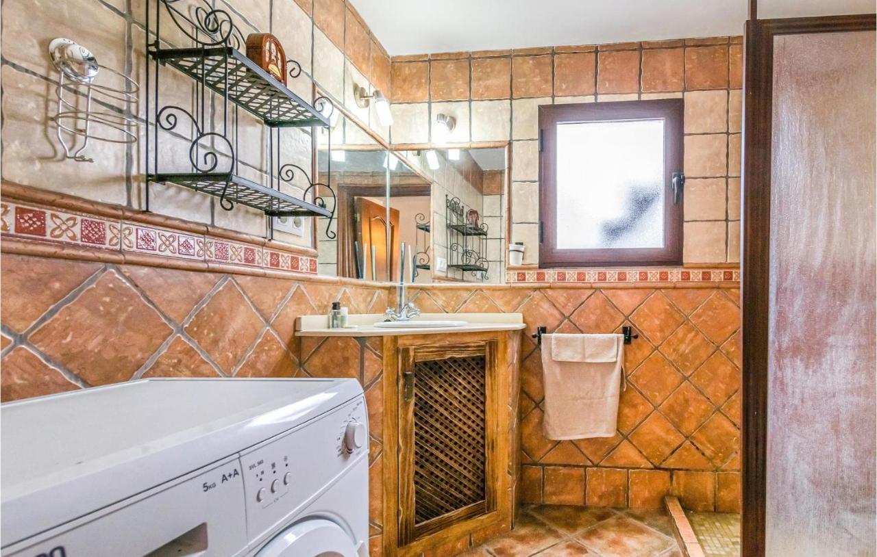 Pet Friendly Home In Hornachuelos With Kitchen Dış mekan fotoğraf